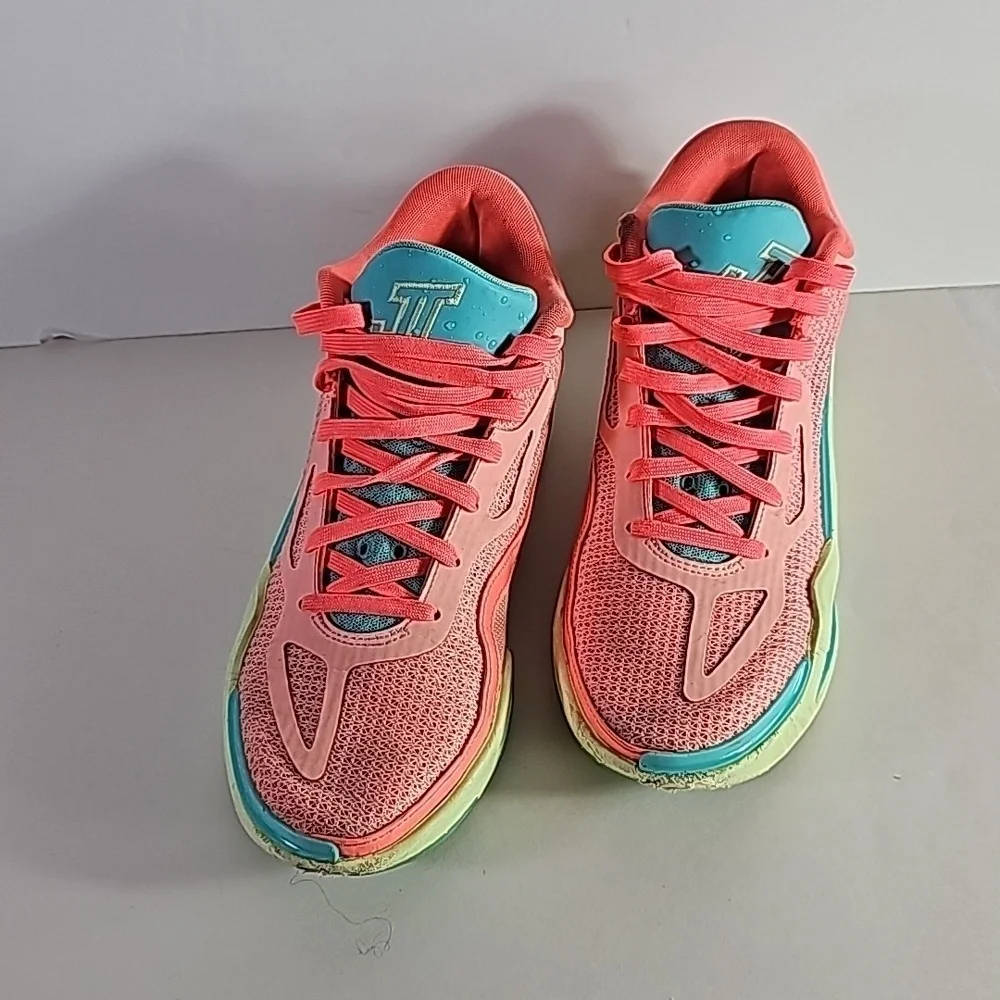 Jordan tatum pink